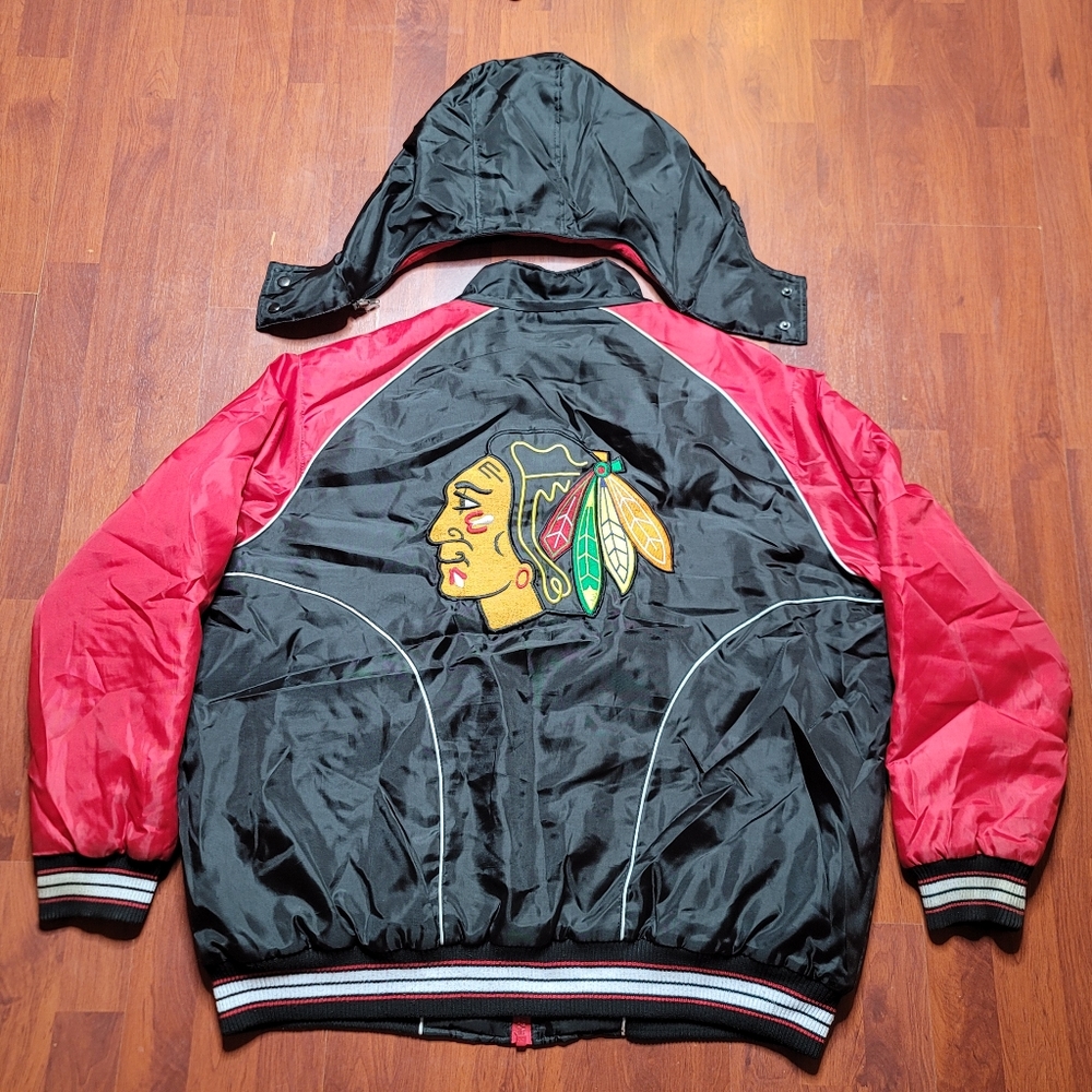 GIIl APPAREL BY CARL BANKS Chicago Blackhawks Full ZIP Jacket W/ Hood Size XXL